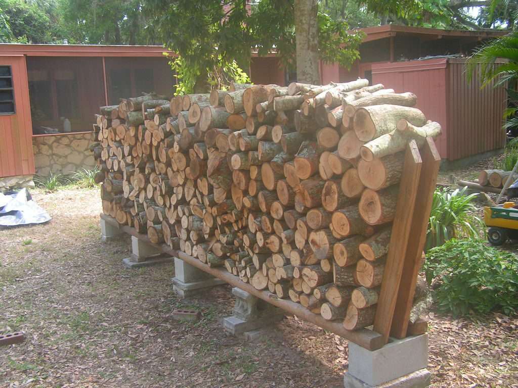 no-tool-firewood-stacker-2